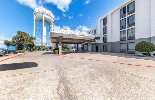 Lewisville Hotel | Motel 6-Lewisville, TX - Medical City