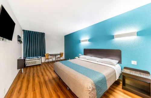 Lewisville Hotel | Motel 6-Lewisville, TX - Medical City