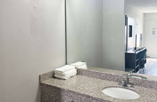 Lugoff Hotel | Motel 6 Lugoff, SC