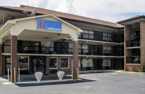 Macon Hotel | Motel 6-Macon, GA