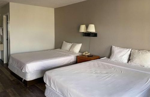 Marianna Hotel | Motel 6 Marianna, FL