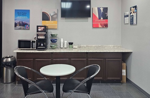 Memphis Hotel | Motel 6 Memphis, TN - Graceland