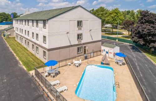 Milan Hotel | Motel 6-Milan, OH - Sandusky