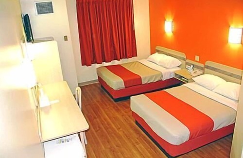 Milan Hotel | Motel 6 Milan, OH - Sandusky