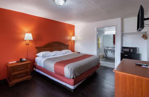 Gunter Afs Hotel | Motel 6-Montgomery, AL - Coliseum