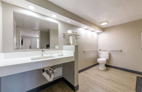 Ocala Hotel | Motel 6 Ocala, FL - Conference Center