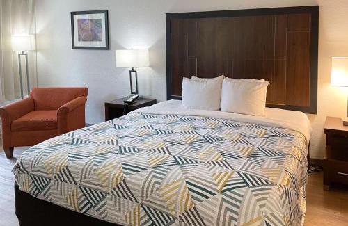 Opelika Hotel | Motel 6 Opelika AL