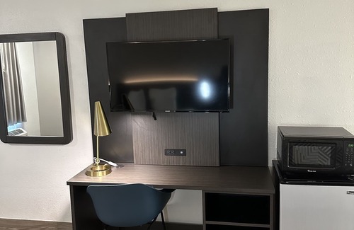 Pooler Hotel | Motel 6 Pooler, GA - Savannah Airport