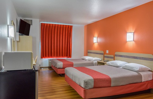 Redmond Hotel | Motel 6 Redmond, OR