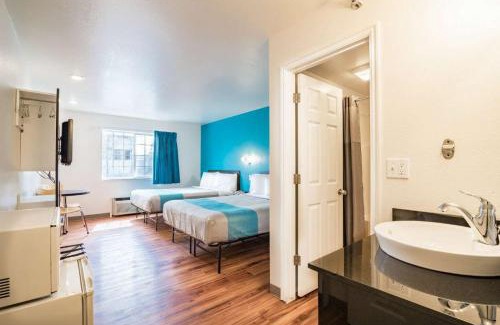 Rigby Hotel | Motel 6-Rigby, ID
