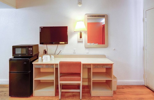 St. George Hotel | Motel 6 Saint George, UT