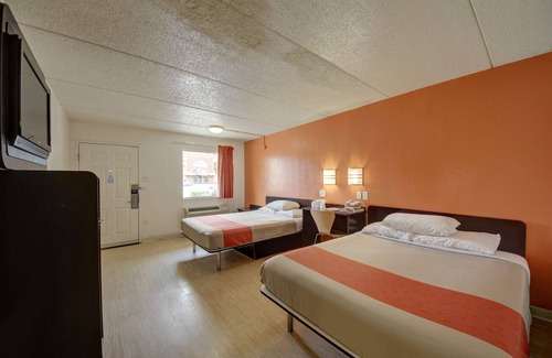 San Antonio Hotel | Motel 6 San Antonio, TX - Downtown - Market Square