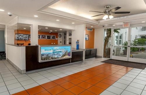 Cortez Hill Hotel | Motel 6-San Diego, CA - Downtown