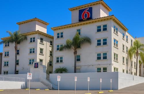 Cortez Hill Hotel | Motel 6-San Diego, CA - Downtown