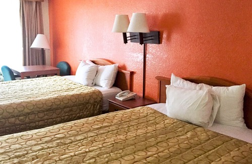 Nestor Hotel | Motel 6 San Diego, CA - Southbay