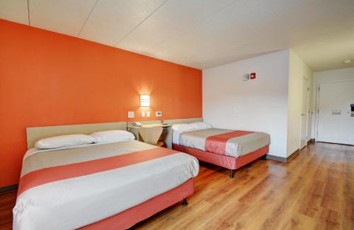 Seekonk Hotel | Motel 6-Seekonk, MA - Providence East