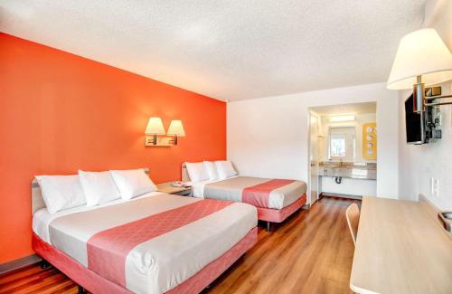 Stockton Hotel | Motel 6-Stockton, CA - North
