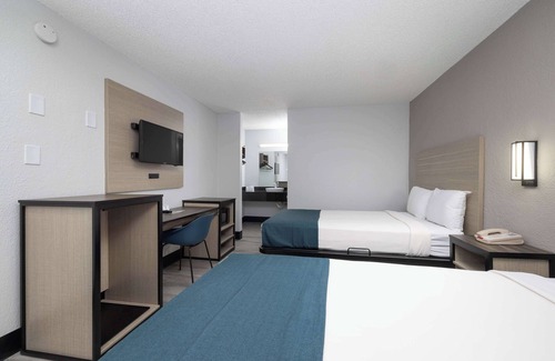 Tempe Hotel | Motel 6 Tempe, AZ - Broadway - ASU