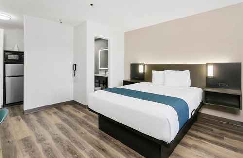 Tempe Hotel | Motel 6 Tempe, AZ – Elliot Road
