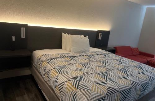 Tulsa Hotel | Motel 6 Tulsa, OK Airport