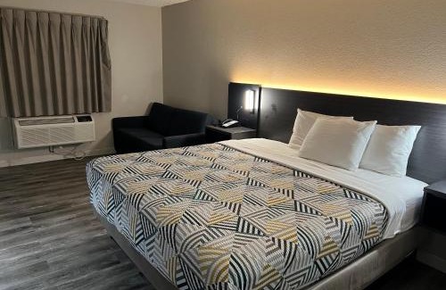 Tulsa Hotel | Motel 6 Tulsa, OK Airport