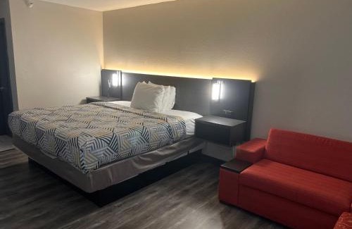 Tulsa Hotel | Motel 6 Tulsa, OK Airport