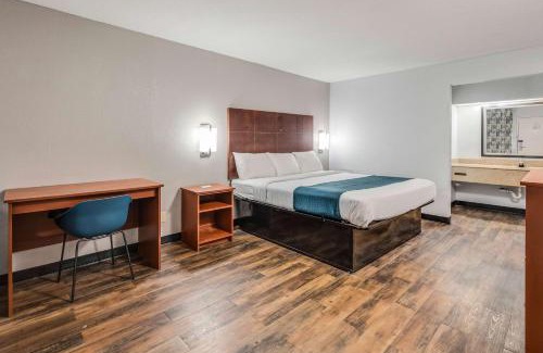 Tupelo Hotel | Motel 6-Tupelo, MS - Downtown