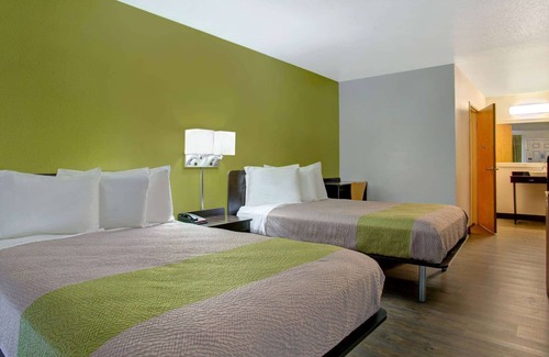 Buena Hotel | Motel 6 Yakima, WA - Downtown