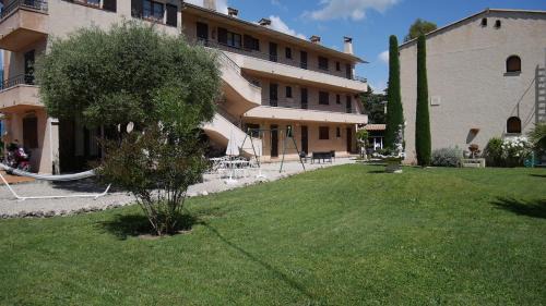 Mandelieu-La-Napoule Hotel | Motel Esterel