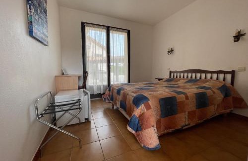 Mandelieu-La-Napoule Hotel | Motel Esterel
