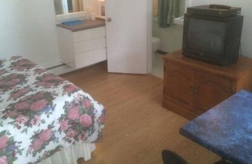 Lac-Bouchette Hotel | Motel Lac-Bouchette