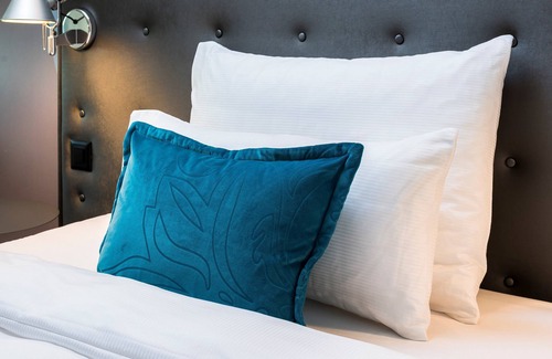 Zentrum Hotel | Motel One Bonn - Beethoven