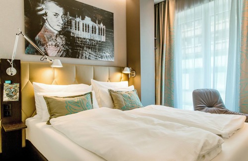 Elisabeth-Vorstadt Hotel | Motel One Salzburg - Mirabell