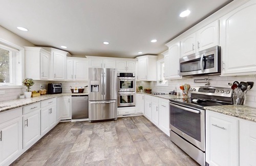 Sevierville Casa | Mother's Dream Fishin' Hole 4 Bedroom Home by RedAwning