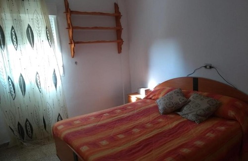 Motril Apartamento | Motril primera línea de playa, 3 habitaciones, terraza sobre el mar, 4º SIN ASCENSOR
