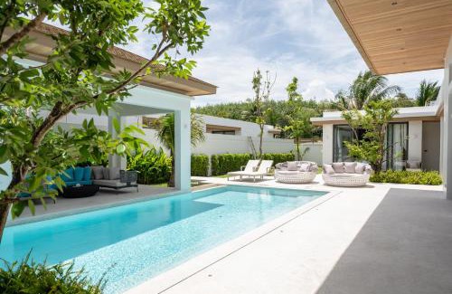 Mai Khao Villa | Mouana Breeze Maikhao VIP 4-bedroom Pool Villa 9916