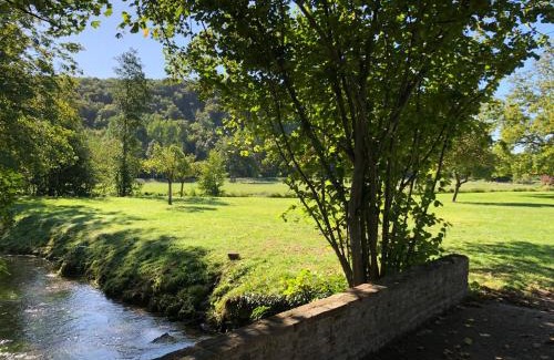 Hondouville Casa | Moulin à Eau - Domaine de 3 Hectares - Borne électrique - Chiens acceptés