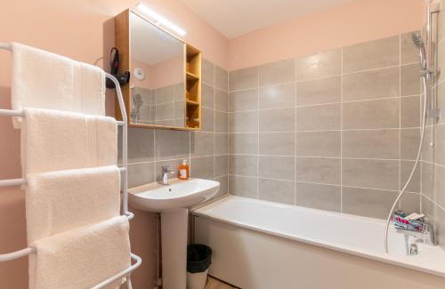 Bondy Apartamento | Moulin à Vent Sud - Appt à 20 min de Paris