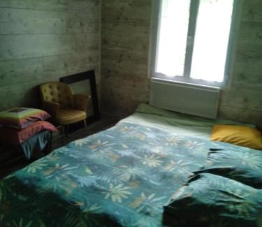 Le Veurdre Cama Y Desayuno | Moulin Barrat