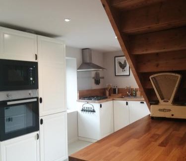 Aubazat Cama Y Desayuno | Moulin de Joumard, gîtes, chambres et table d'hôtes de charme , jacuzzi, sauna, piscine et bain nordique Etablissement 4 étoiles
