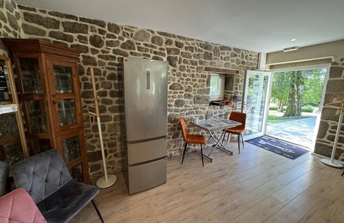 Le Gast Casa | Vivienda · Noues de Sienne · 6 dormitorios · 1 cama · 6 baños