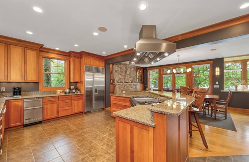 Moultonborough Casa | Moultonborough waterfront with amazing sunset views sleeps 12