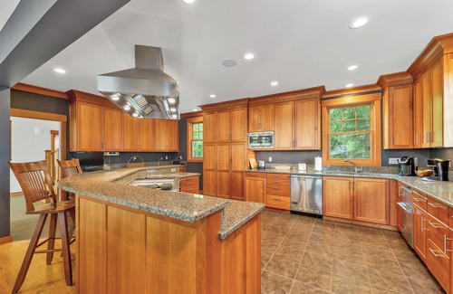 Moultonborough Casa | Moultonborough waterfront with amazing sunset views sleeps 12