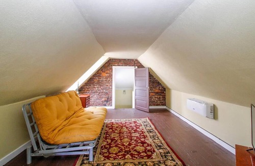Cherokee Triangle Apartamento | Mount Bernadette - Charming historic apartment in the heart of the Louisville Highlands