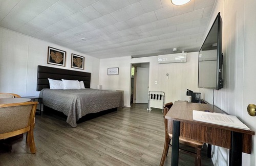 Lincoln Hotel | Mount Coolidge Motel
