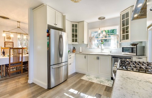 Mount Dora Casa | Mount Dora Tropical Escape: Steps to Lake Gertrude