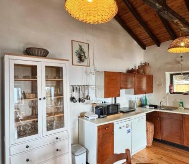 Diasella Casa | Mount Kalathi Seaview Retreat