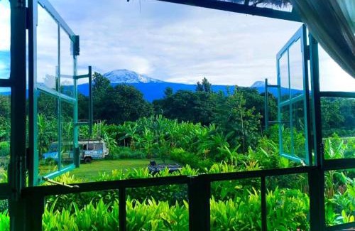 Moshi Cabina | Mount Kilimanjaro 360 view Cottage