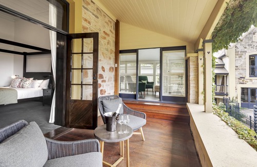 Crafers Hotel | Mount Lofty House & Estate Adelaide Hills