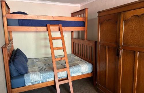 Madeteleli Cabina | Mount Nebo Hillside Reserve